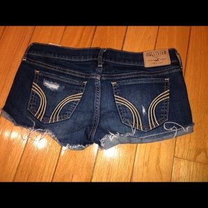 Perfect condition. Hollister shorts dark wash